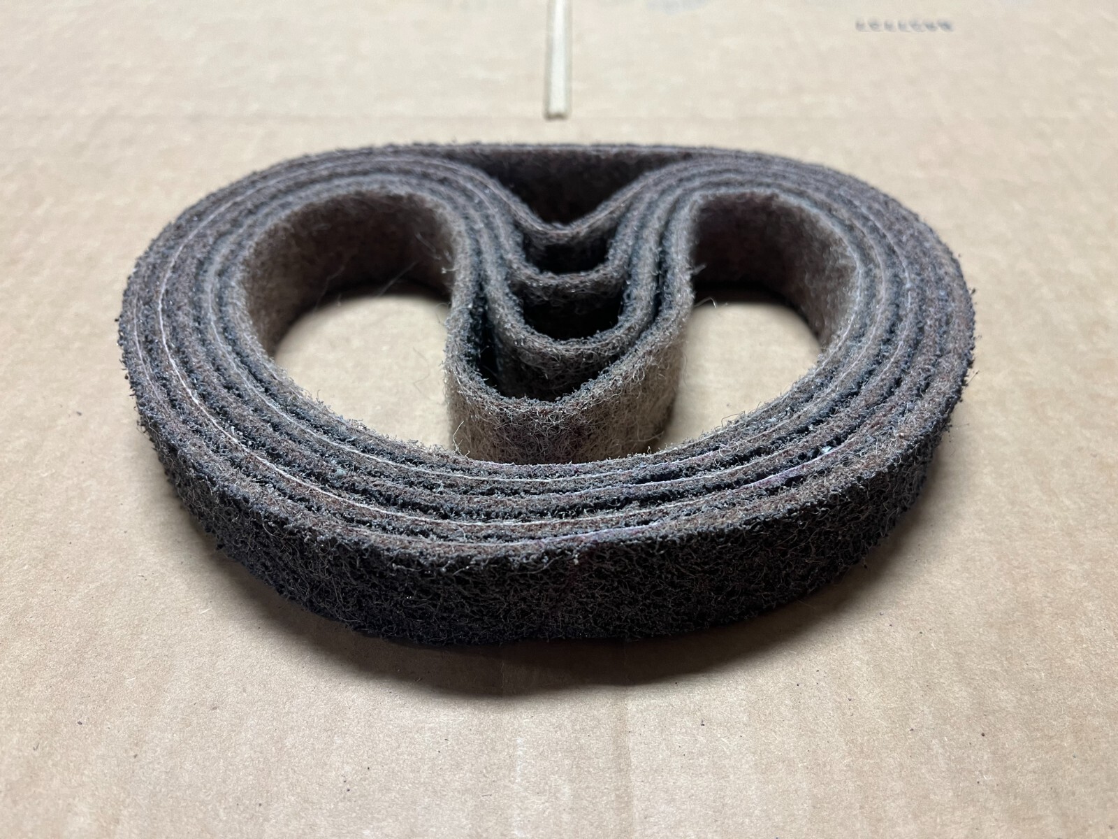 1-1/8″ X 21″ NON WOVEN SANDING BELTS COARSE,MEDIUM,FINE-10 PACK!!