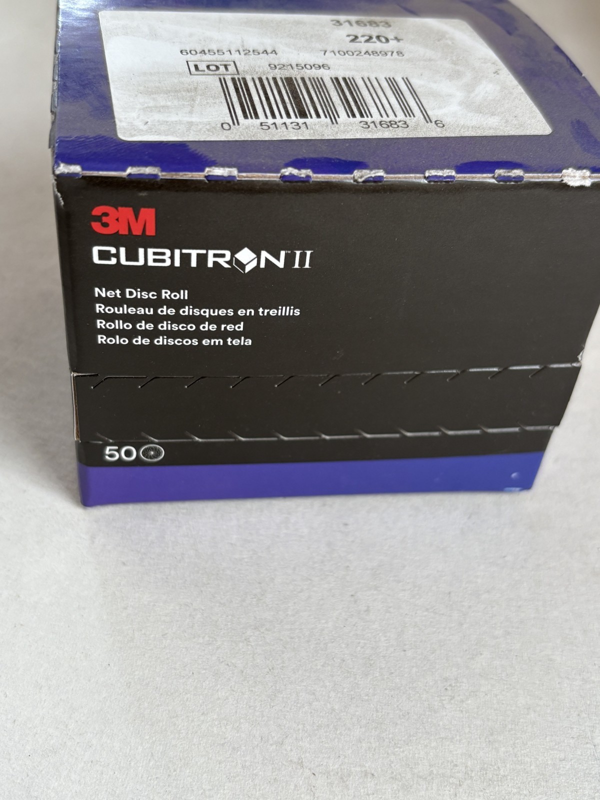 3M Cubitron II Net Disc Roll 31683 220+ Single Roll Of 50 3″ Disks