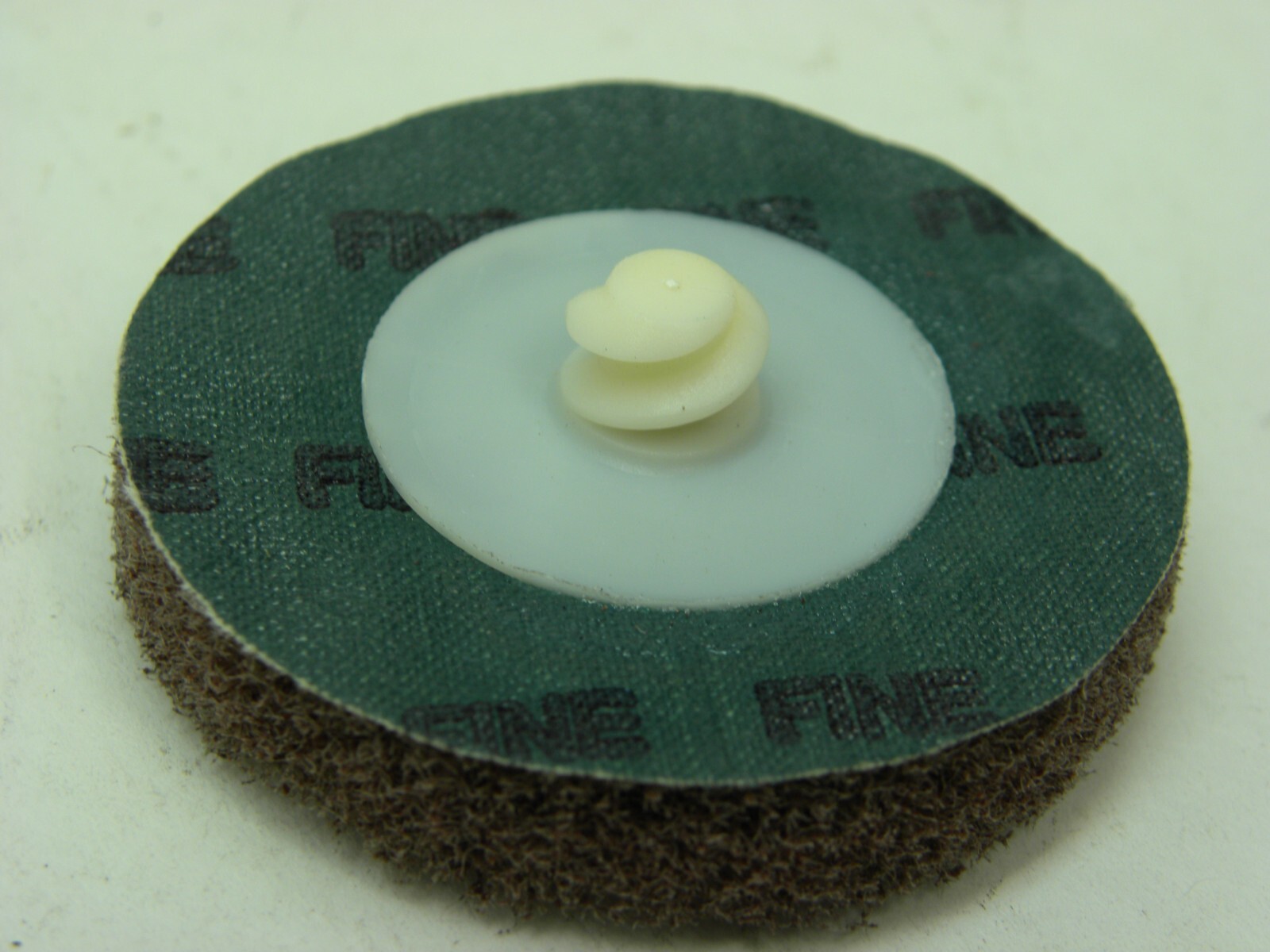 50 pcs – USA Standard Abrasives Quick Change TR Buff and Blend GP Disc A/O Pad