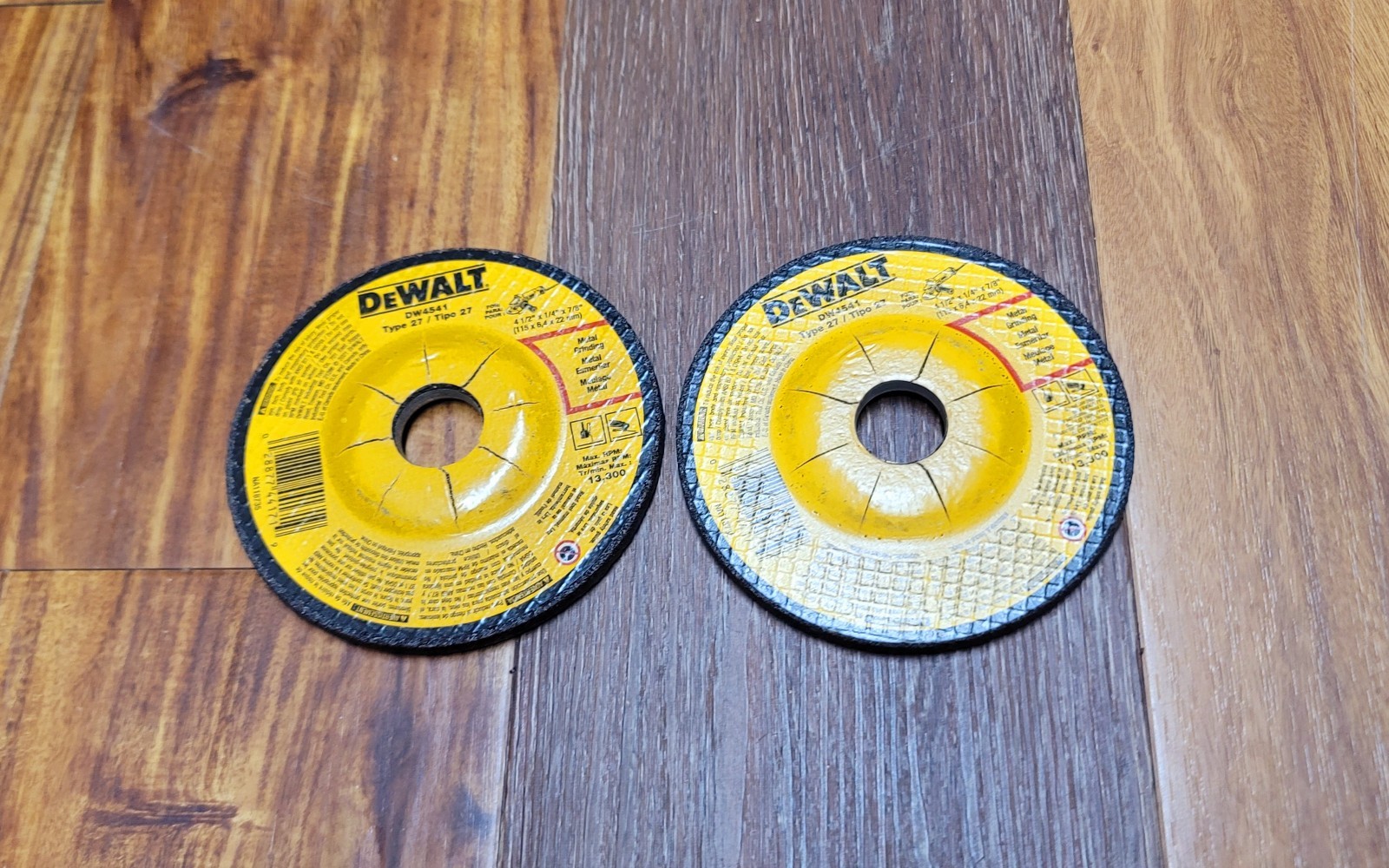 DeWALT DW4541 Abrasive Grinding Wheels 2 Piece 4-1/2 In. x 1/4 In. x 7/8 In
