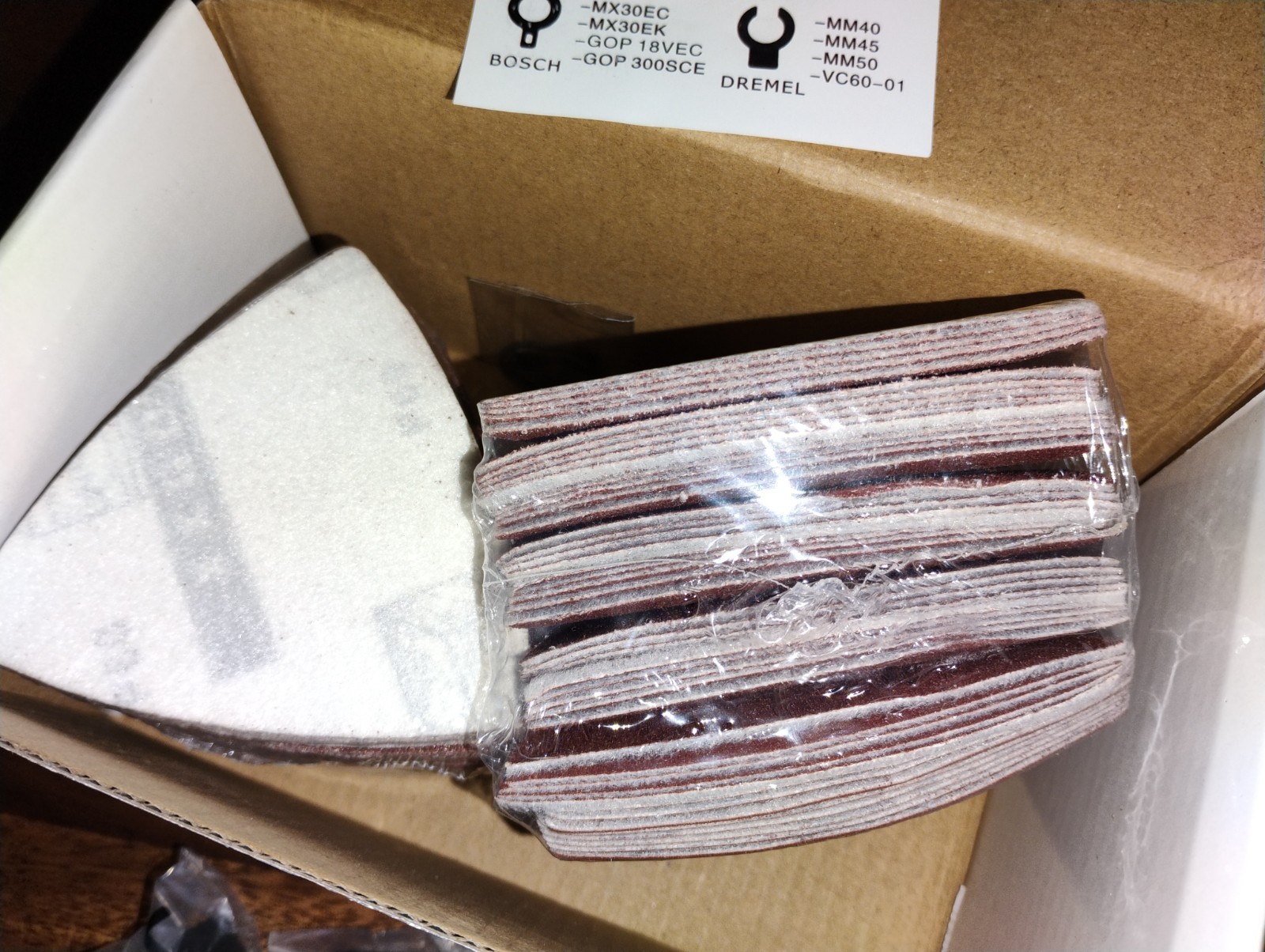 NEW XXGO 105 Pcs 3-1/8 Inch 80mm Triangular Triangle Sanding Pads – 5 Pcs, Black