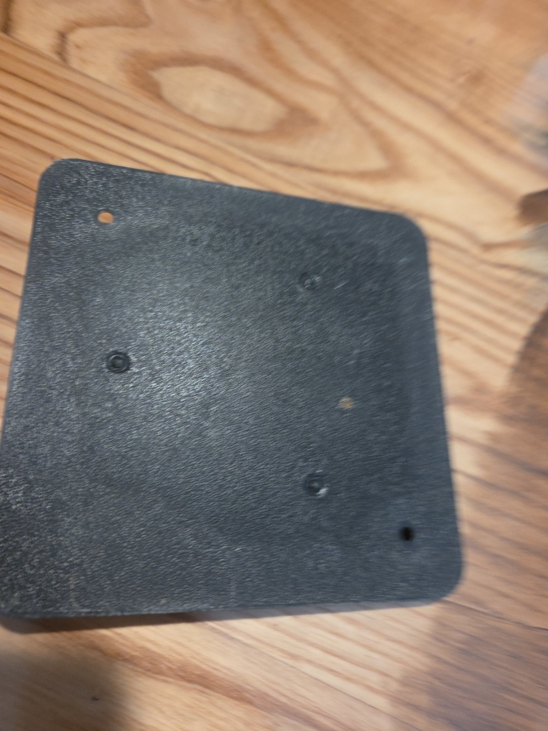 Genuine DEWALT PALM SANDER PAPER PUNCHING PLATE D26441 DW411 DWE6411 VS21 PL52