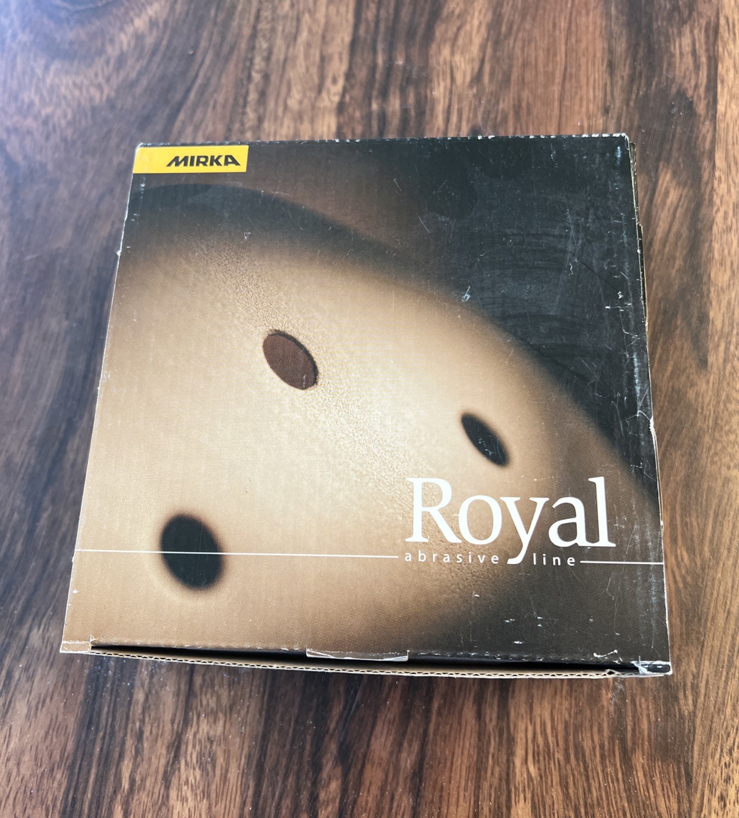 50pcs Mirka Royal Plus 25-625-120 6″ 8 Hole 120 Grit Hook and Loop Sanding Discs