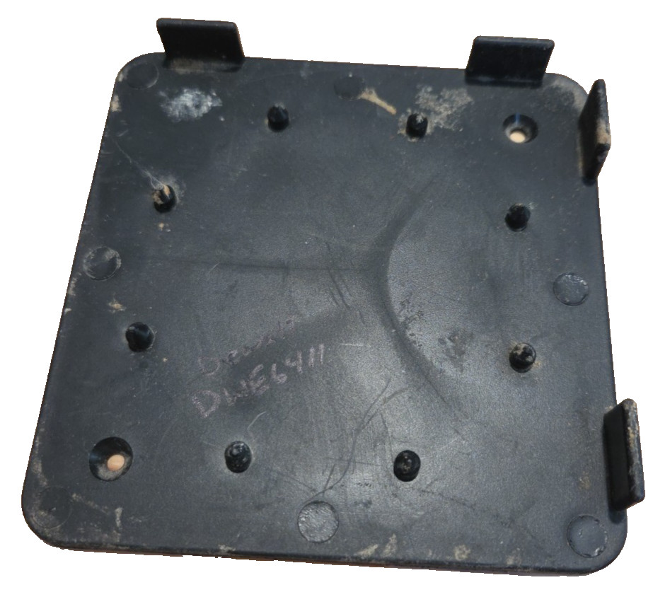 Genuine DEWALT PALM SANDER PAPER PUNCHING PLATE D26441 DW411 DWE6411 VS21 PL52
