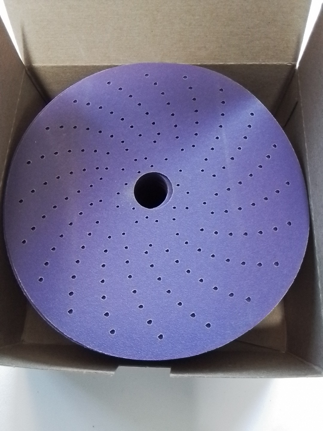 3M 31374 Cubitron II Sanding Hookit Abrasive Disc 6 in, 180+, 50 discs per box