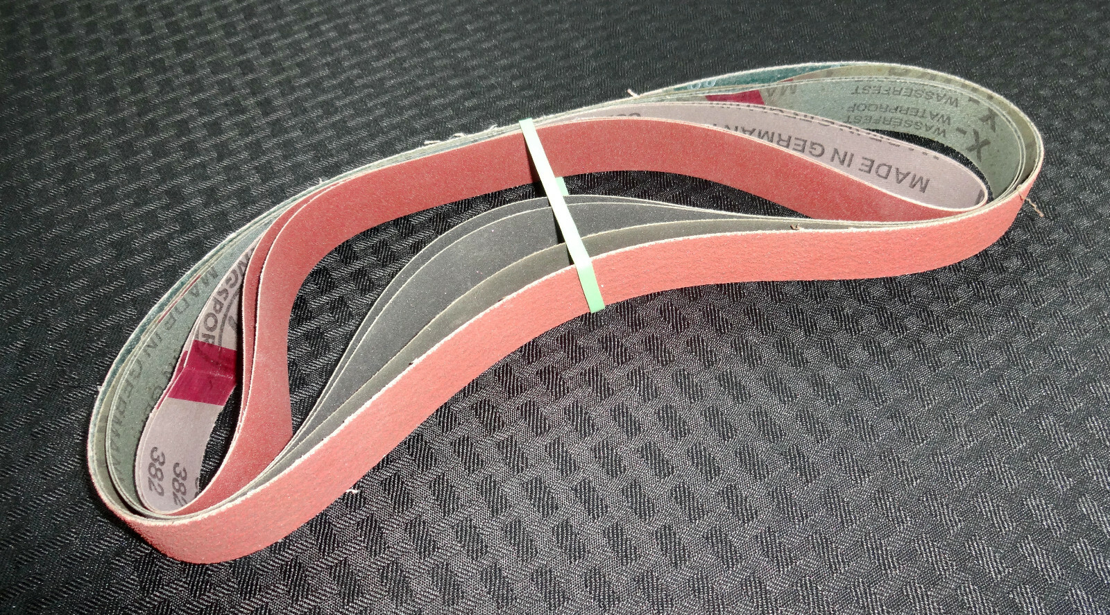 1 X 30″ Knife Making Sending Belts. Grit 60,320, 400. (5pc total)