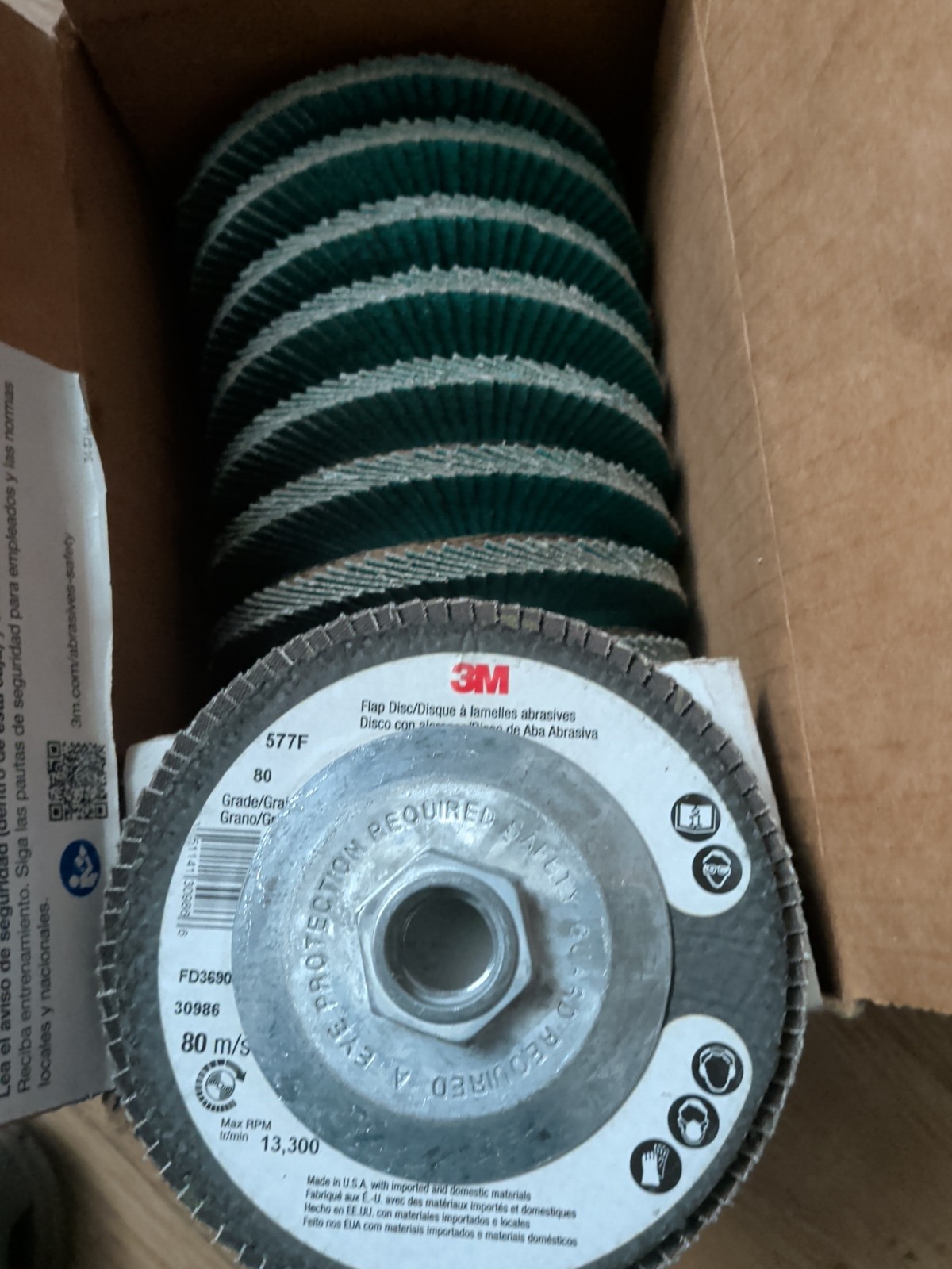 3M Flap Disc 577F, 80 Grit, T29 Quick Change, 4-1/2 in x 5/8 in-11. Case Of 10