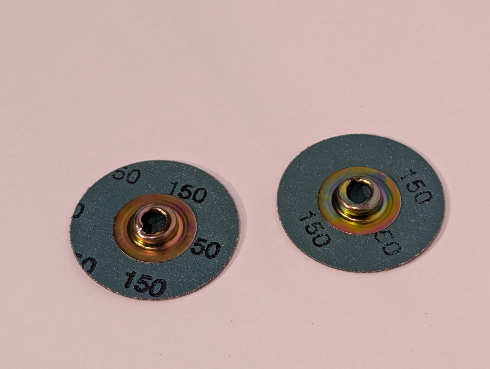 Standard Abrasives 100ct 522309 SOCATT Laminated Discs, 1-1/2″, 150 Grit, 2 Ply