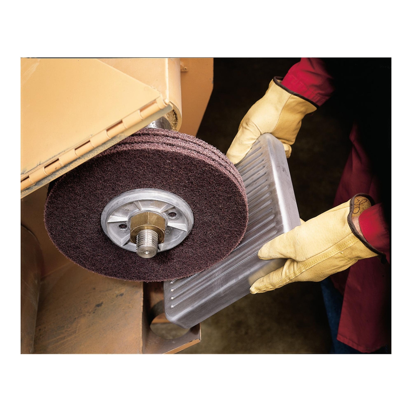 Scotch-Brite High Strength Disc, HS-DC, A/O Very Fine, 12 in x 1-1/4in