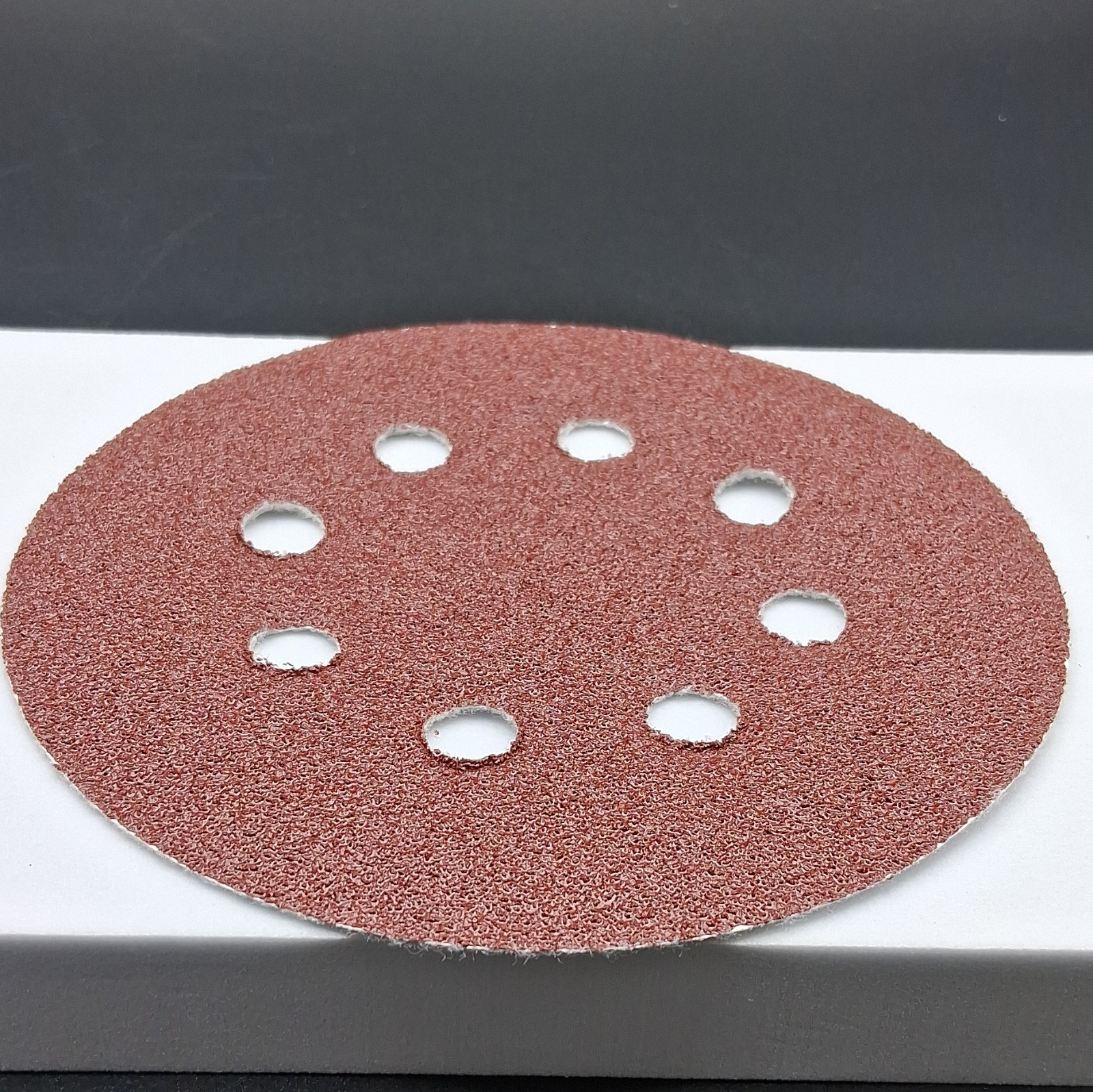 100 Pack 5 Inch 8-Hole Sanding Discs Sandpaper Red Round 60 Grit Unbranded