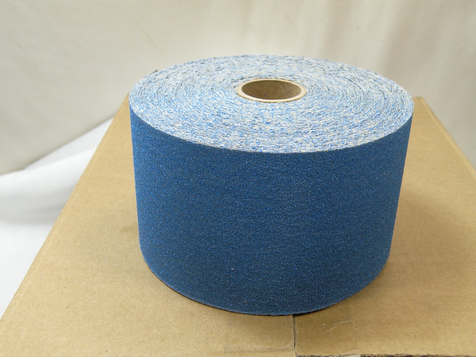 3M 36217 Stikit, 80 Grit Blue Abrasive Sanding Sheet Roll, 2-3/4″ x 20 yd