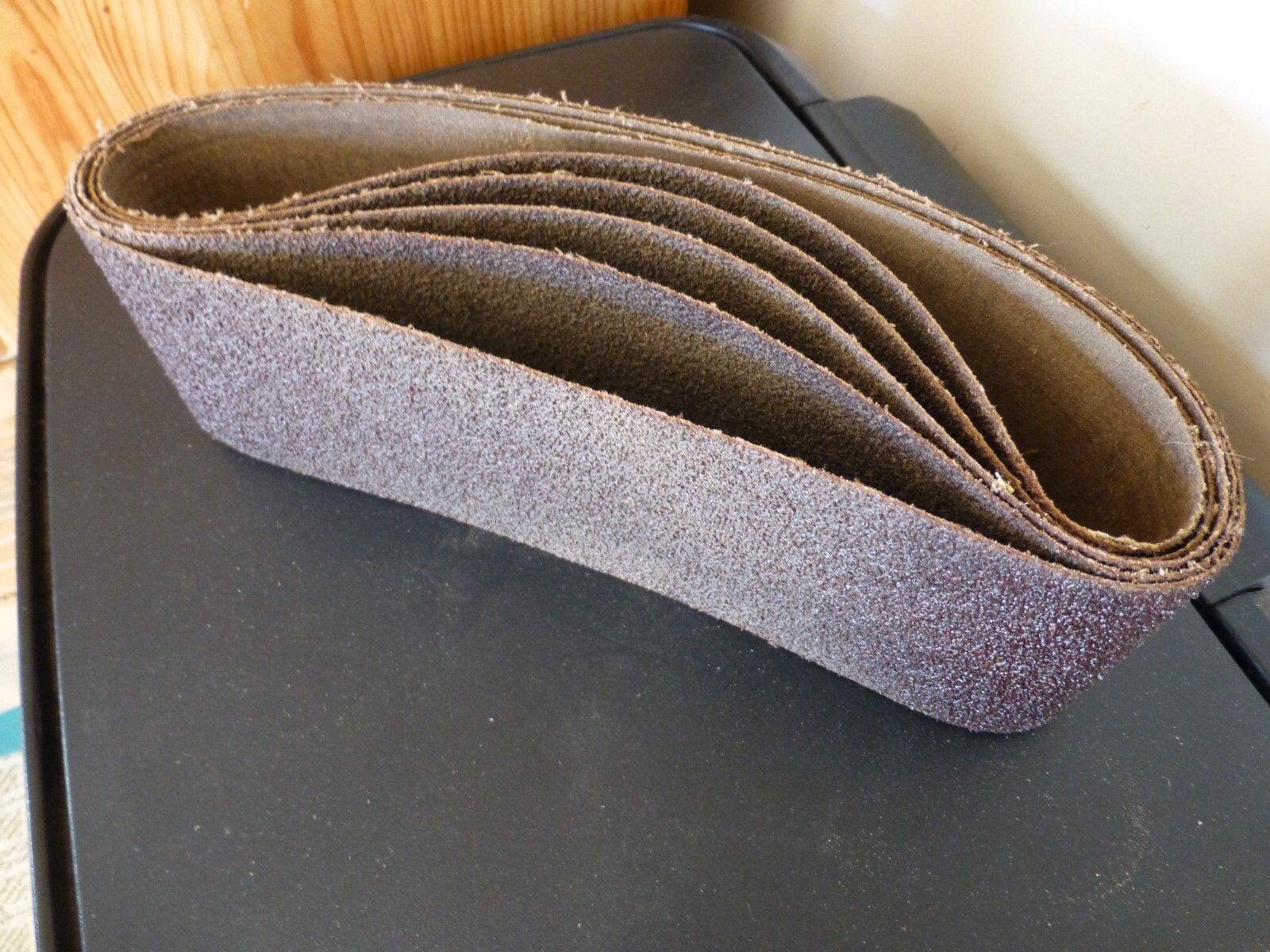 NEW 3M Brand 36 Grit 3″ x 24″ Three-M-Ite Resin Sanding Belts (5) Pack #241D