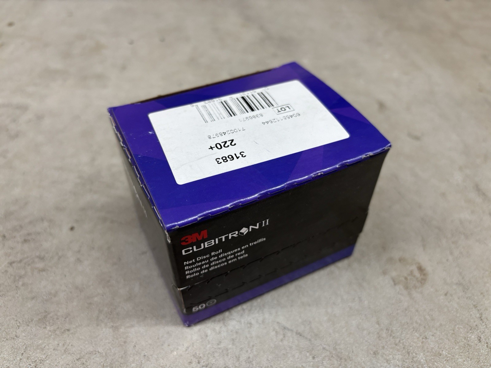 3M Cubitron II Net Disc Roll 31683 220+ Single Roll Of 50 3″ Disks