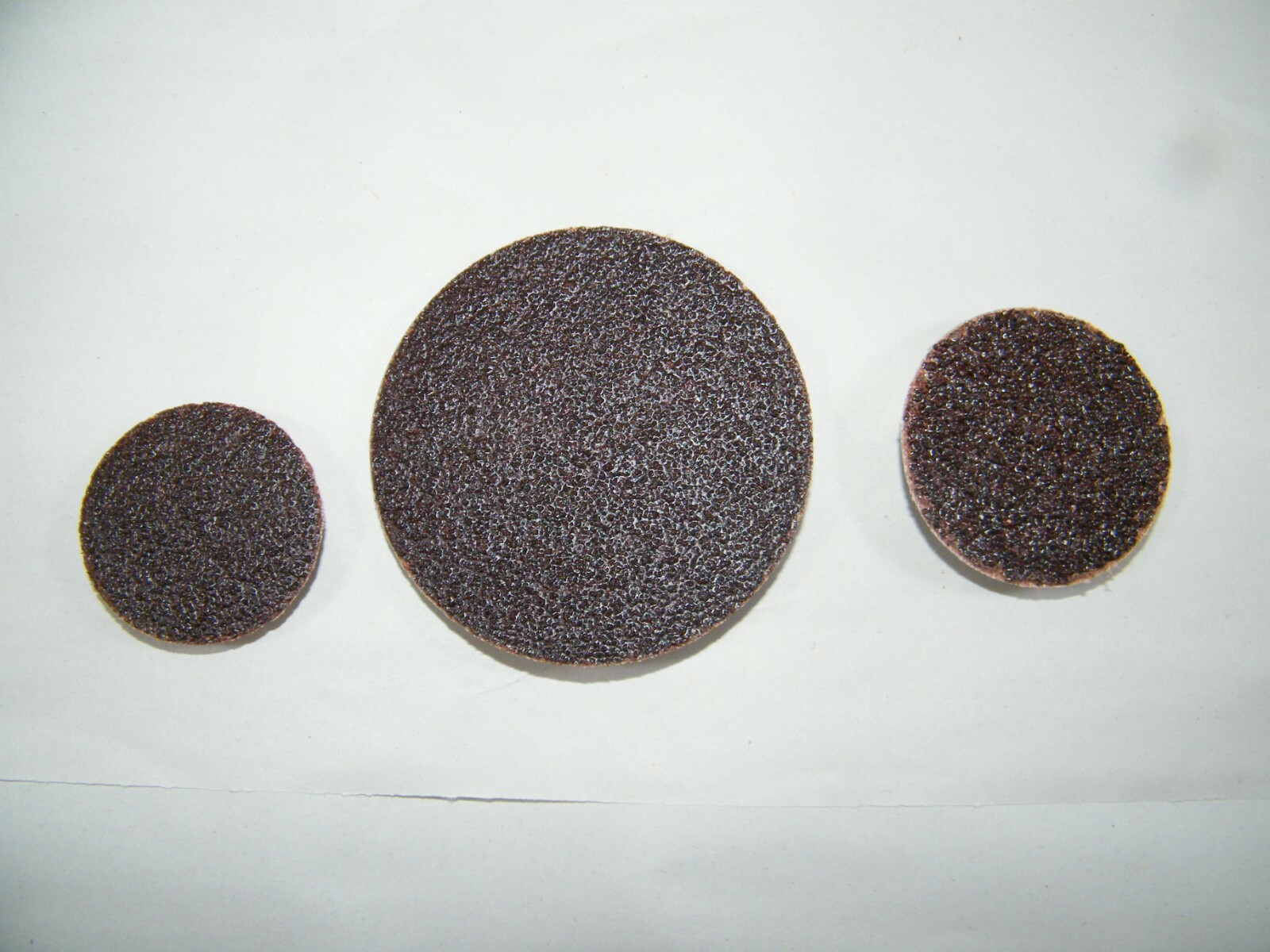 ALI INDUSTRIES SEX-LOK ABRASIVE DISCS 1/4″ SHAFT LOC 1 1/2″, 2″ & 3″ DIAMETER