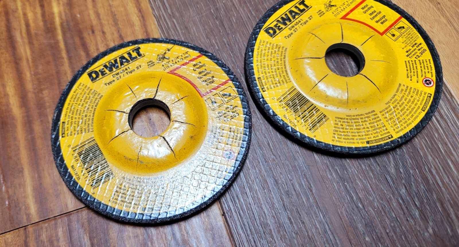 DeWALT DW4541 Abrasive Grinding Wheels 2 Piece 4-1/2 In. x 1/4 In. x 7/8 In