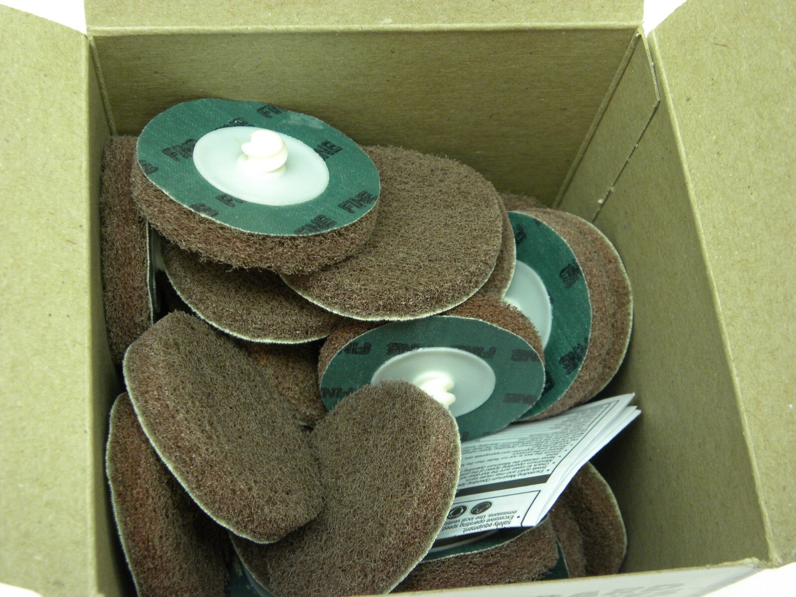 50 pcs – USA Standard Abrasives Quick Change TR Buff and Blend GP Disc A/O Pad