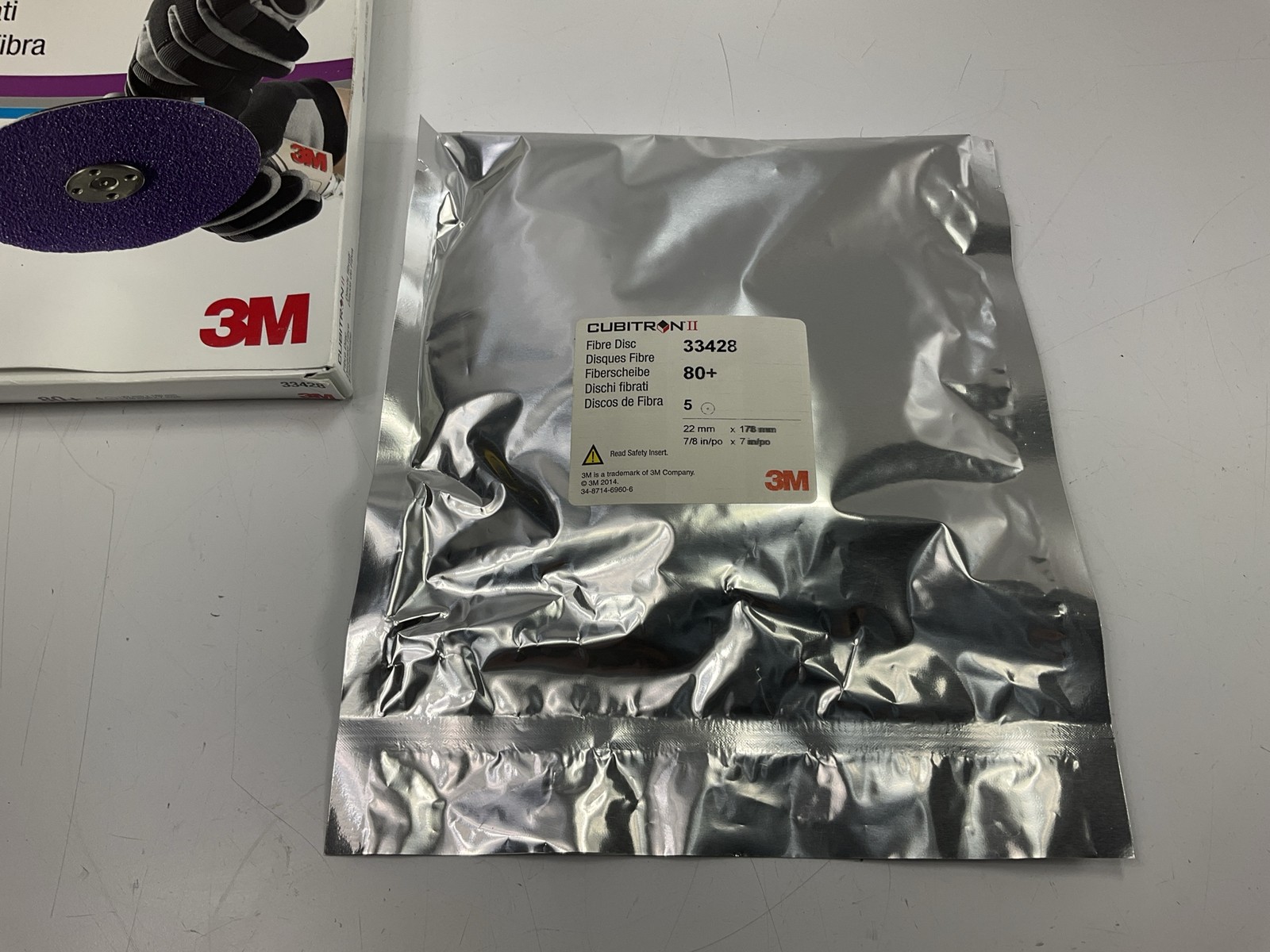 3M 33428 Cubitron II Abrasive Fibre 7″x7/8″ Disc, 80 Grit, 5 Discs / Pack