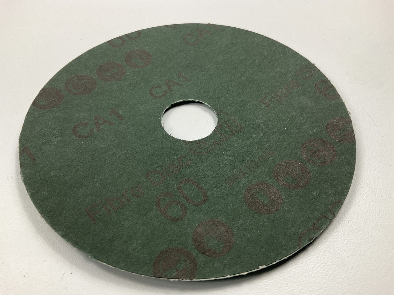 20 PACK – 3M 36508 Green Corps Fibre Grinding Sanding Discs 5″ X 7/8″ 60 Grit