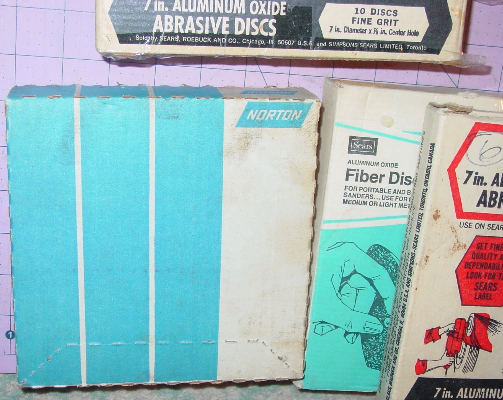 Fiber Resin Sanding 145 Discs Aluminum Oxide Large Mix Lot Sears Norton USA NOS