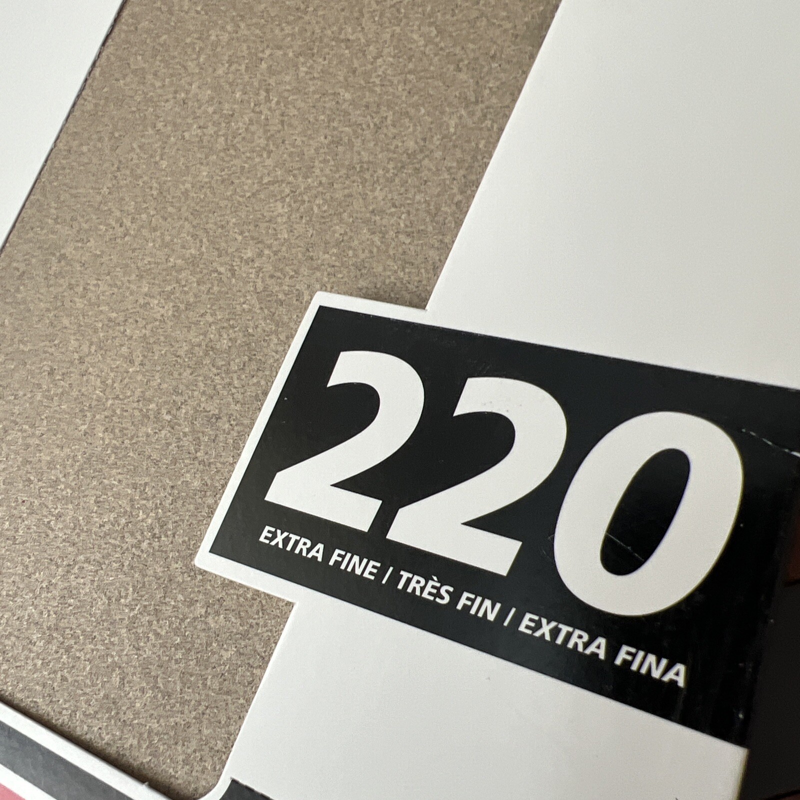 Gator 220 Grit 4205 9″ x 11″ Multi-Surface Sanding Sheets