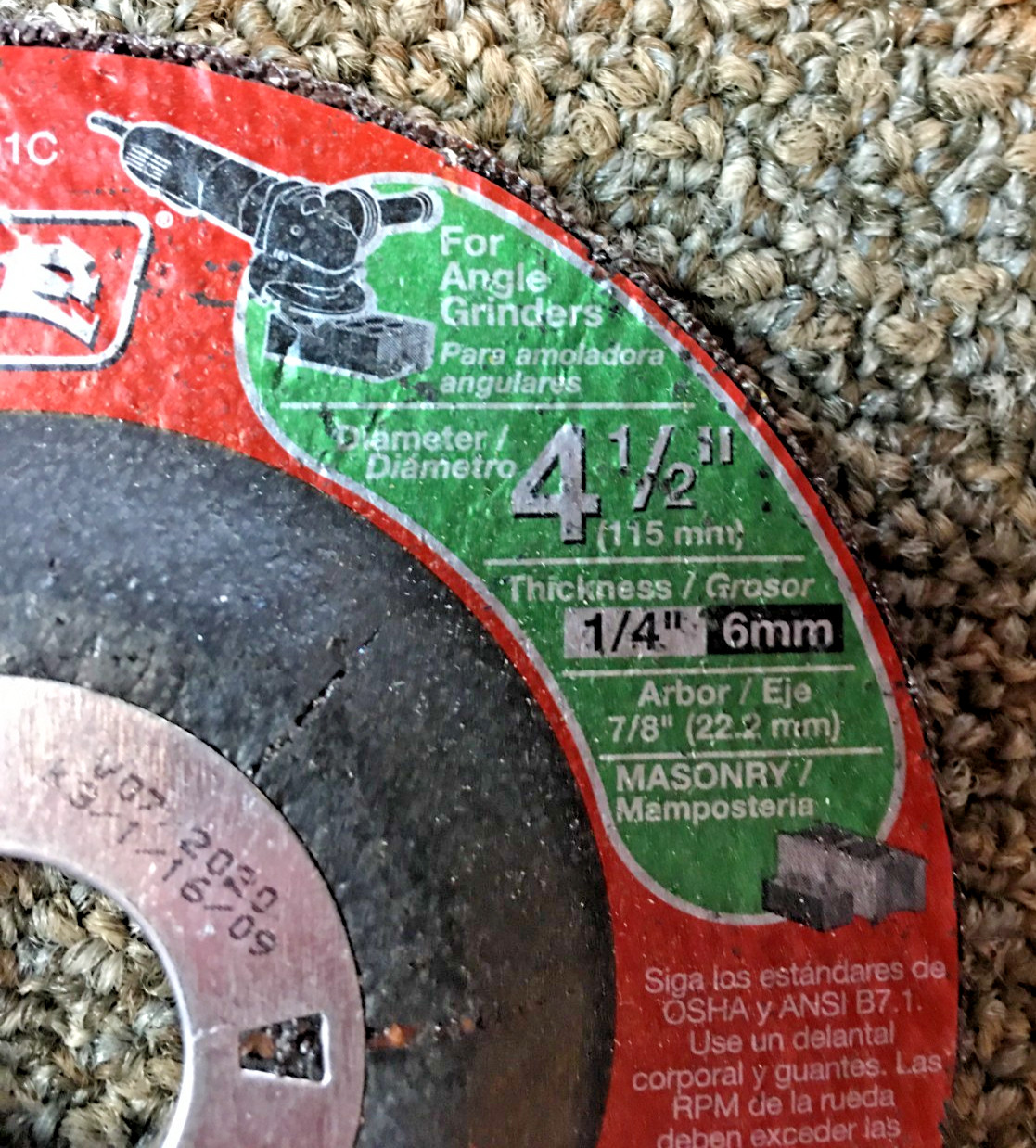 Diablo 4-1/2″ x 1/4″ x 5/8-11 Masonry Grinding Wheel Disc, TYPE 27, SLOVENIA