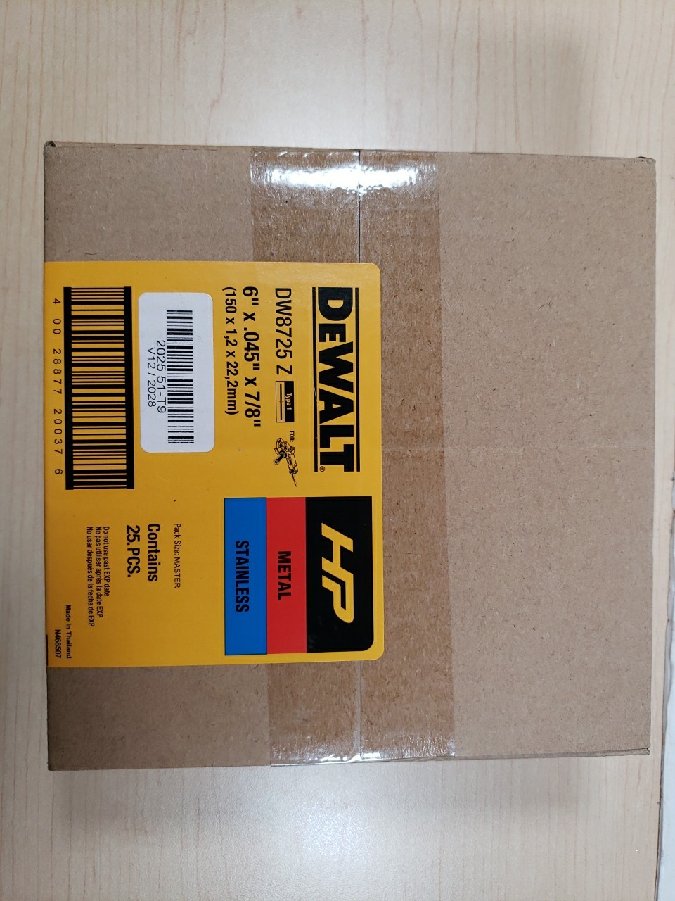 DEWALT, DW8725Z, 6″x .045×7/8″, Arbor Metal, Cut-Off Wheel, Box Of 25,Box Of 23