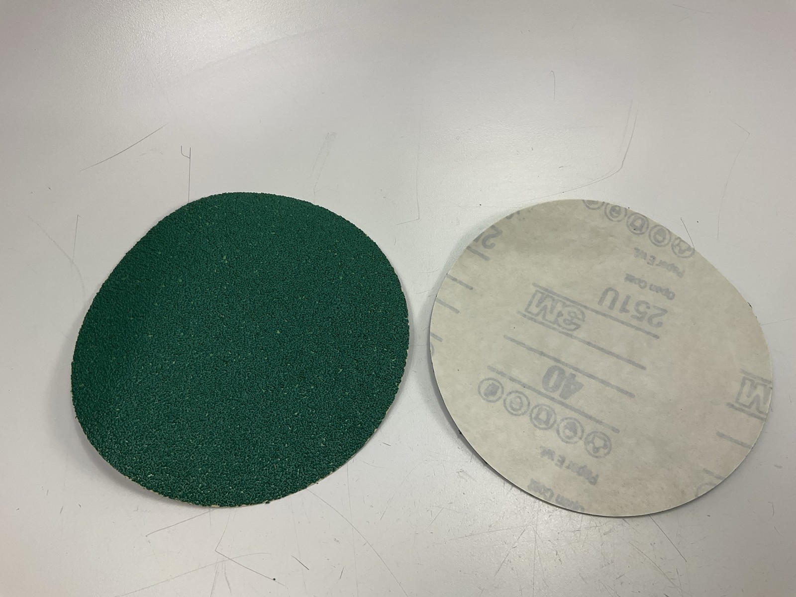 3M 31452 6″, 40 Grit Sanding Discs, Pack Of 10 Discs