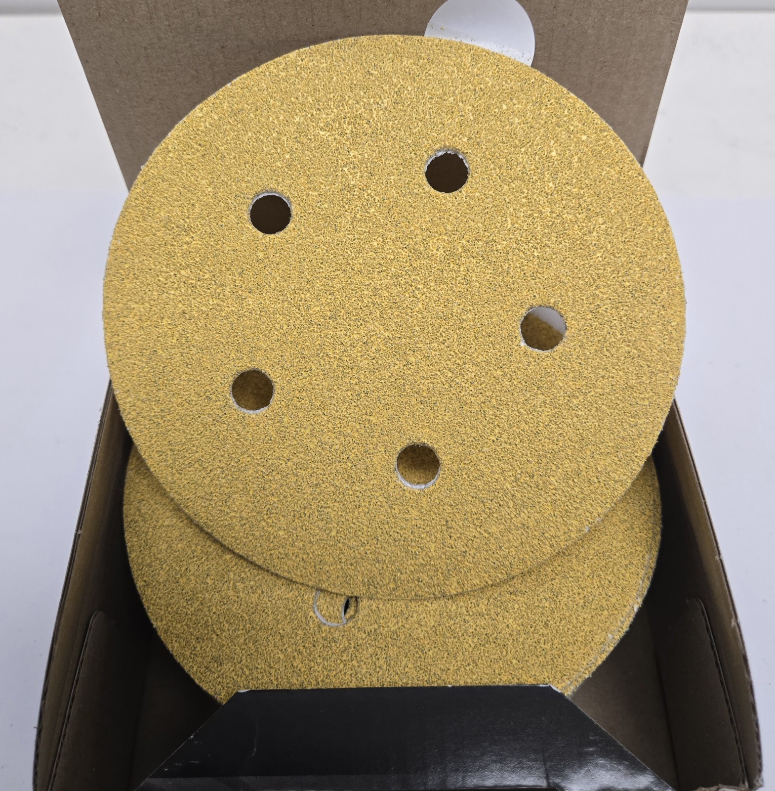 MIRKA SANDING DISCS 23-321-060. 5″ GOLD, 5 HOLE, P60 GRIT. BOX OF 50.
