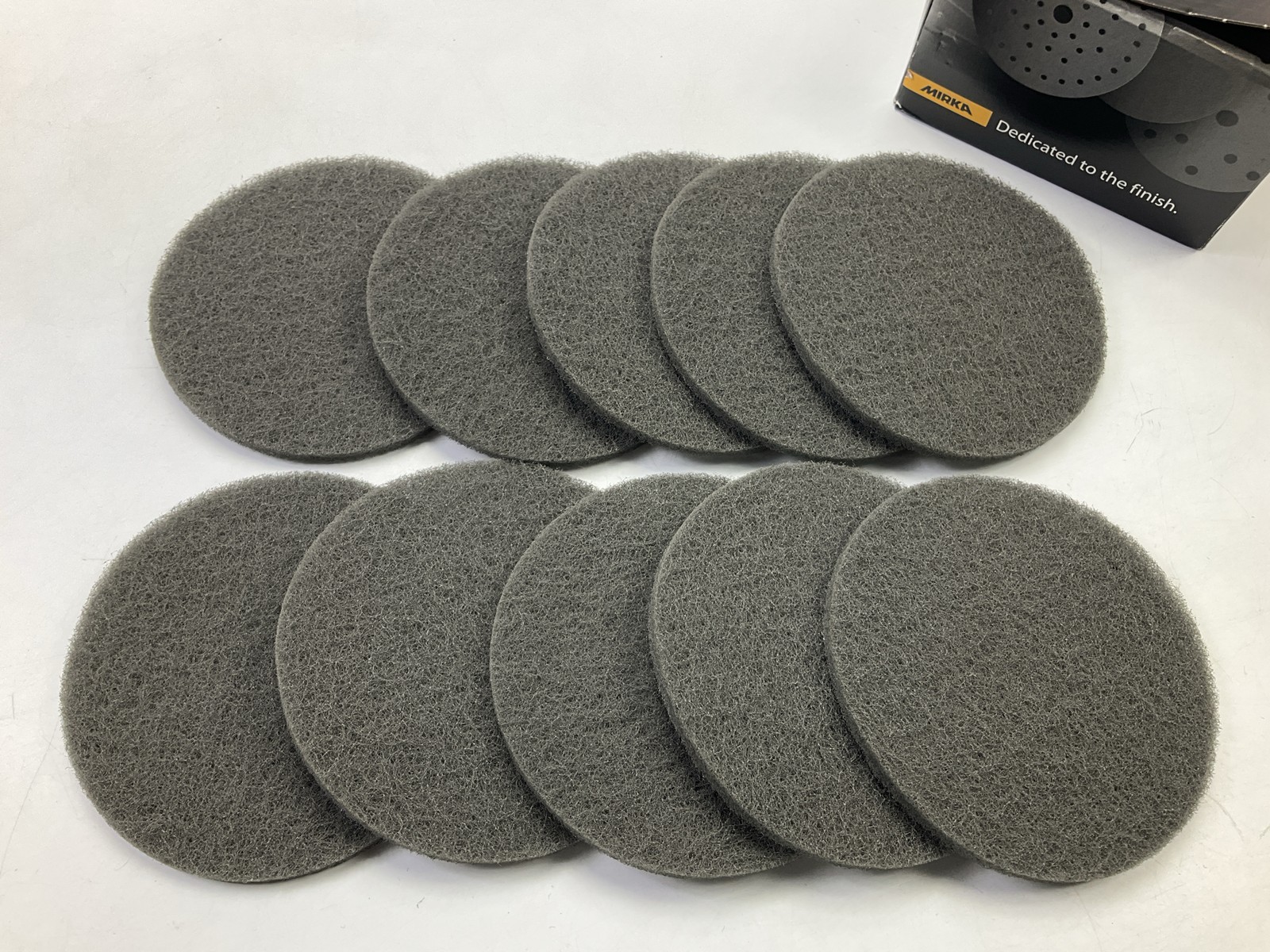 Mirka 18-241-448 Mirlon 6″ 1500 Grit Non Woven Scuff Disc (10 Pads Total)