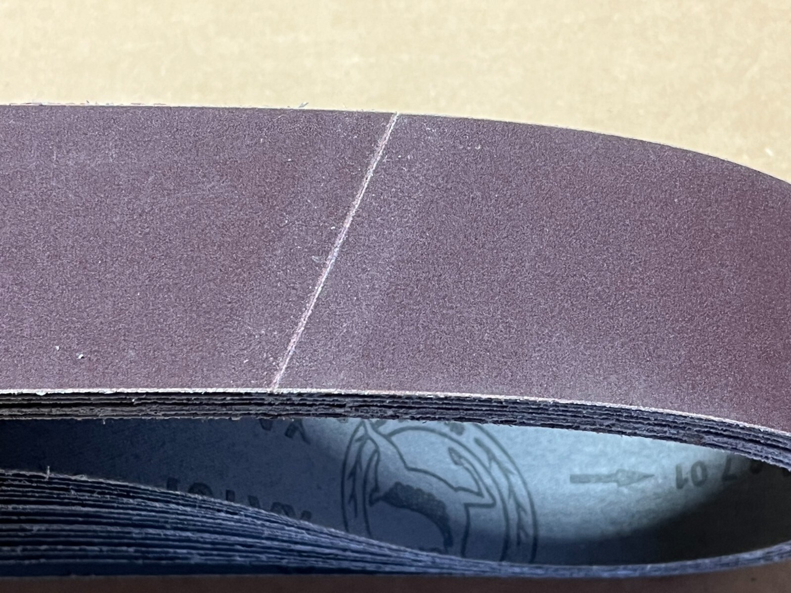 PREMIUM A/O, X-WEIGHT SANDING BELTS 1″ X 42″, 10 – PACK, 600-GRIT