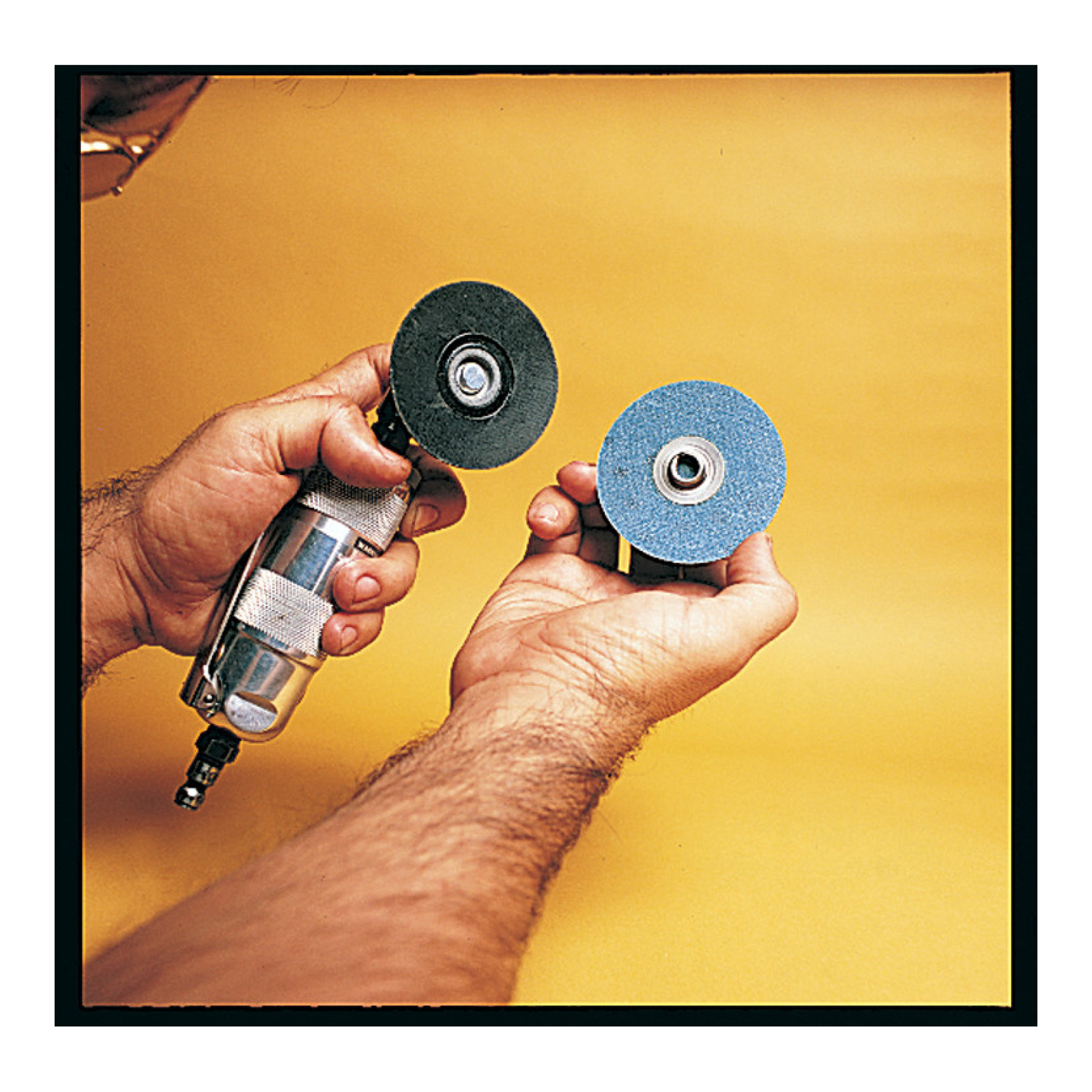 Standard Abrasives Quick Change Surface Conditioning FE Disc, 840132,A/O Medium