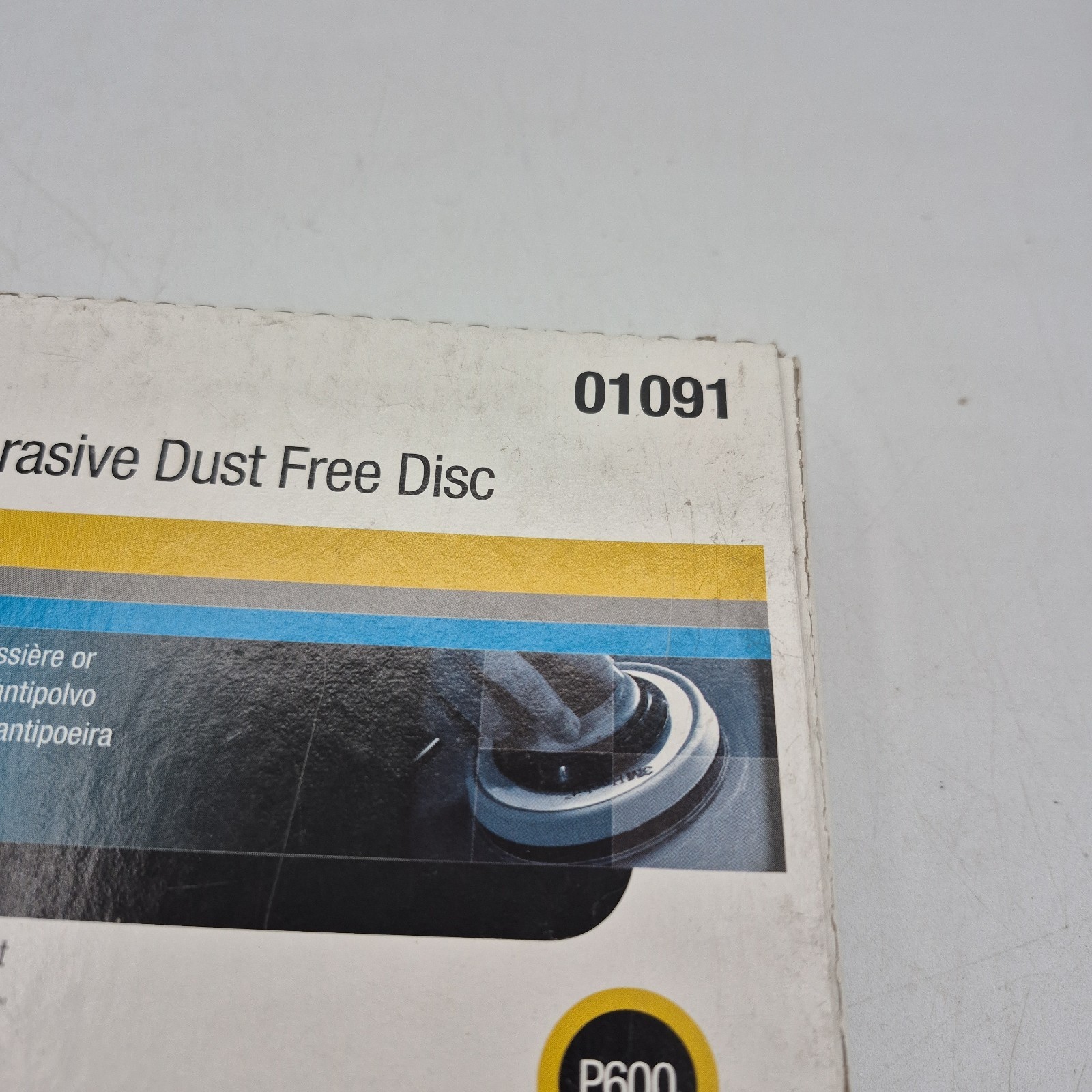 3M 01091 Hookit Gold Disc Dust Free 216U, P600, 6″ Sanding Discs – 50 / Box