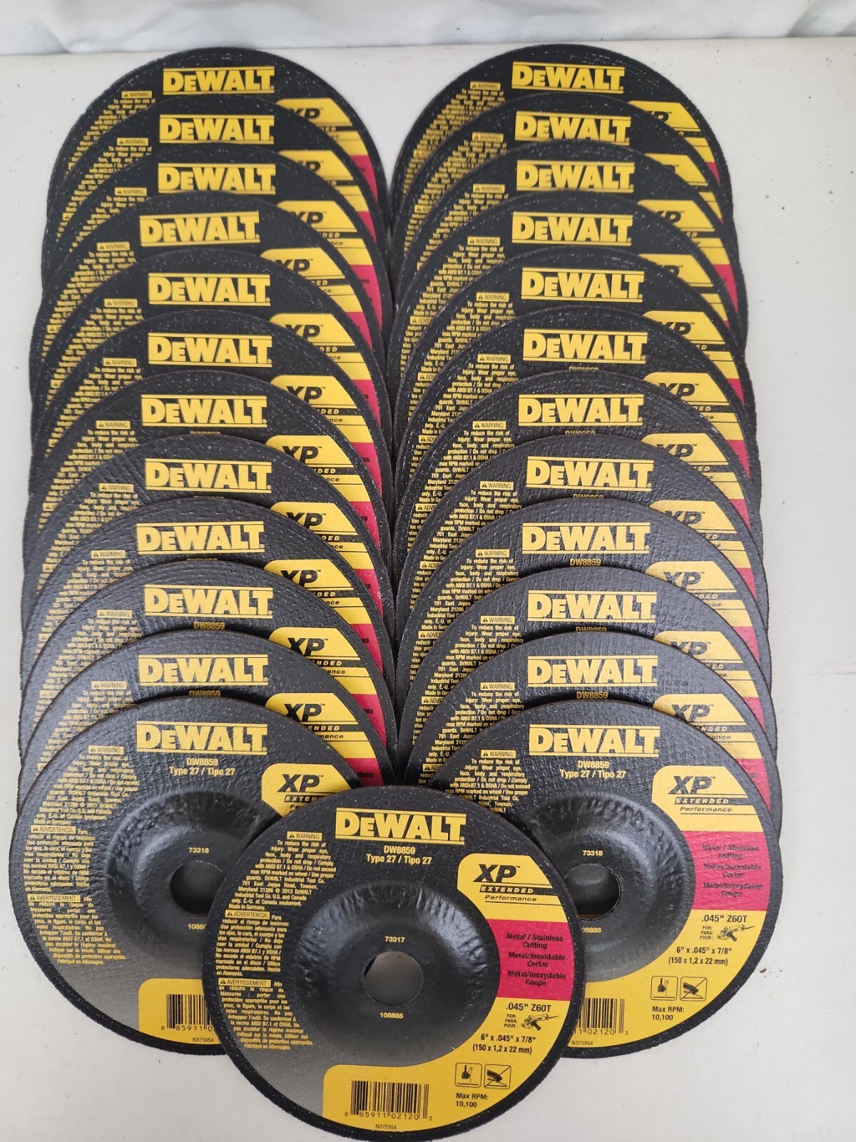 Dewalt DW8859 Metal / Stainless Cutting Wheel 6″ x .045″ x 7/8″ 100 Pack