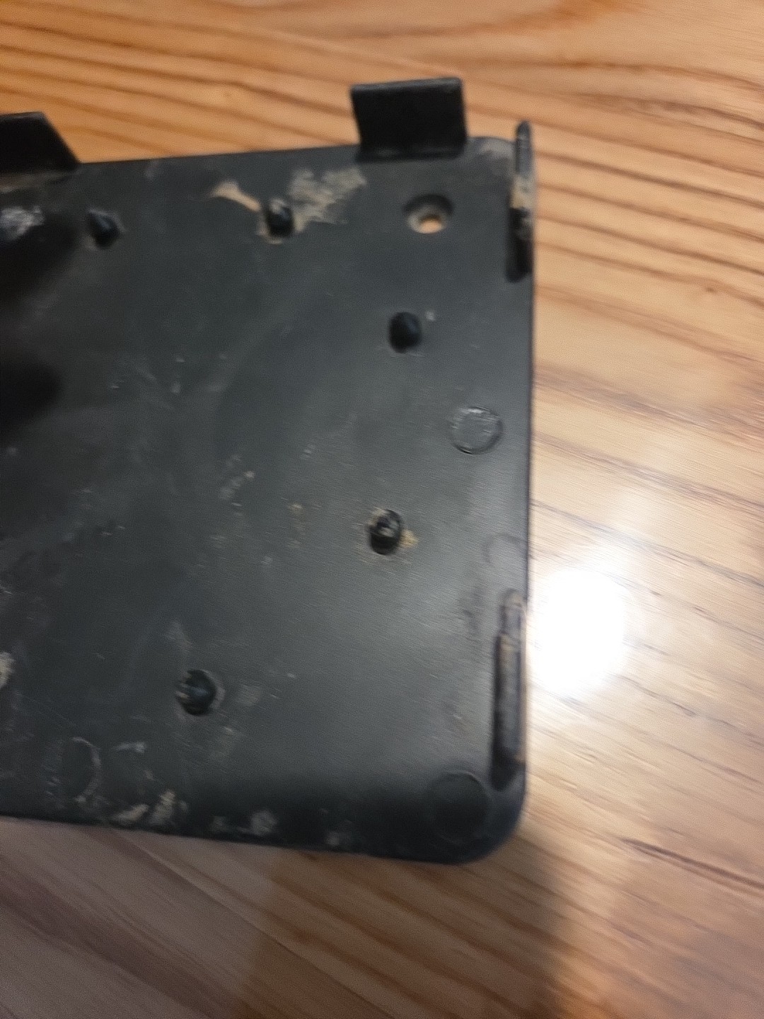 Genuine DEWALT PALM SANDER PAPER PUNCHING PLATE D26441 DW411 DWE6411 VS21 PL52