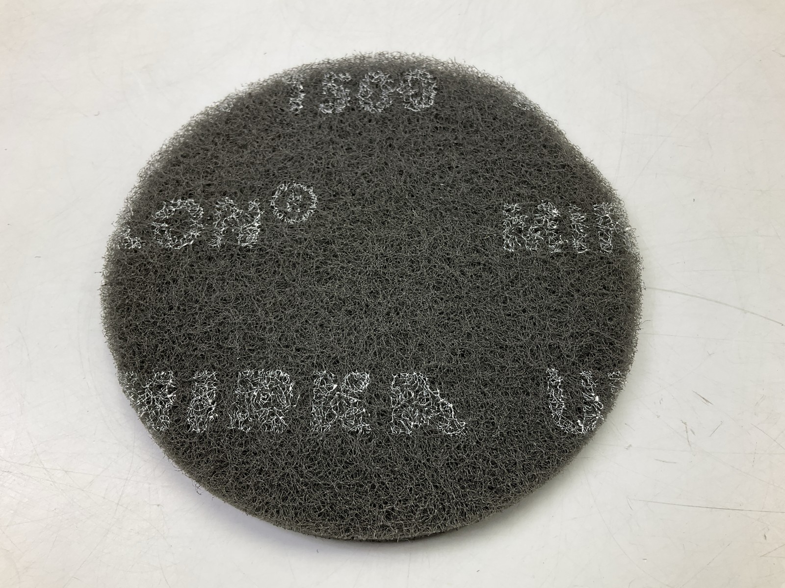 Mirka 18-241-448 Mirlon 6″ 1500 Grit Non Woven Scuff Disc (10 Pads Total)