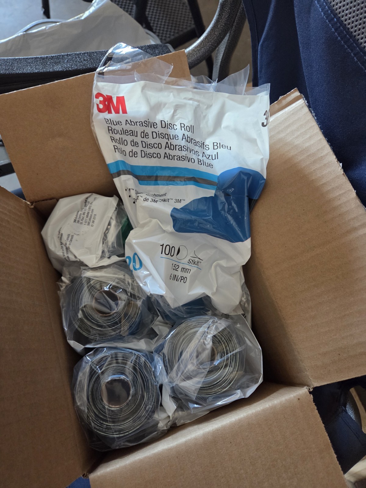 3M 6 Inch Diameter 320 Grit Abrasive Disc Roll -36210 5 rolls