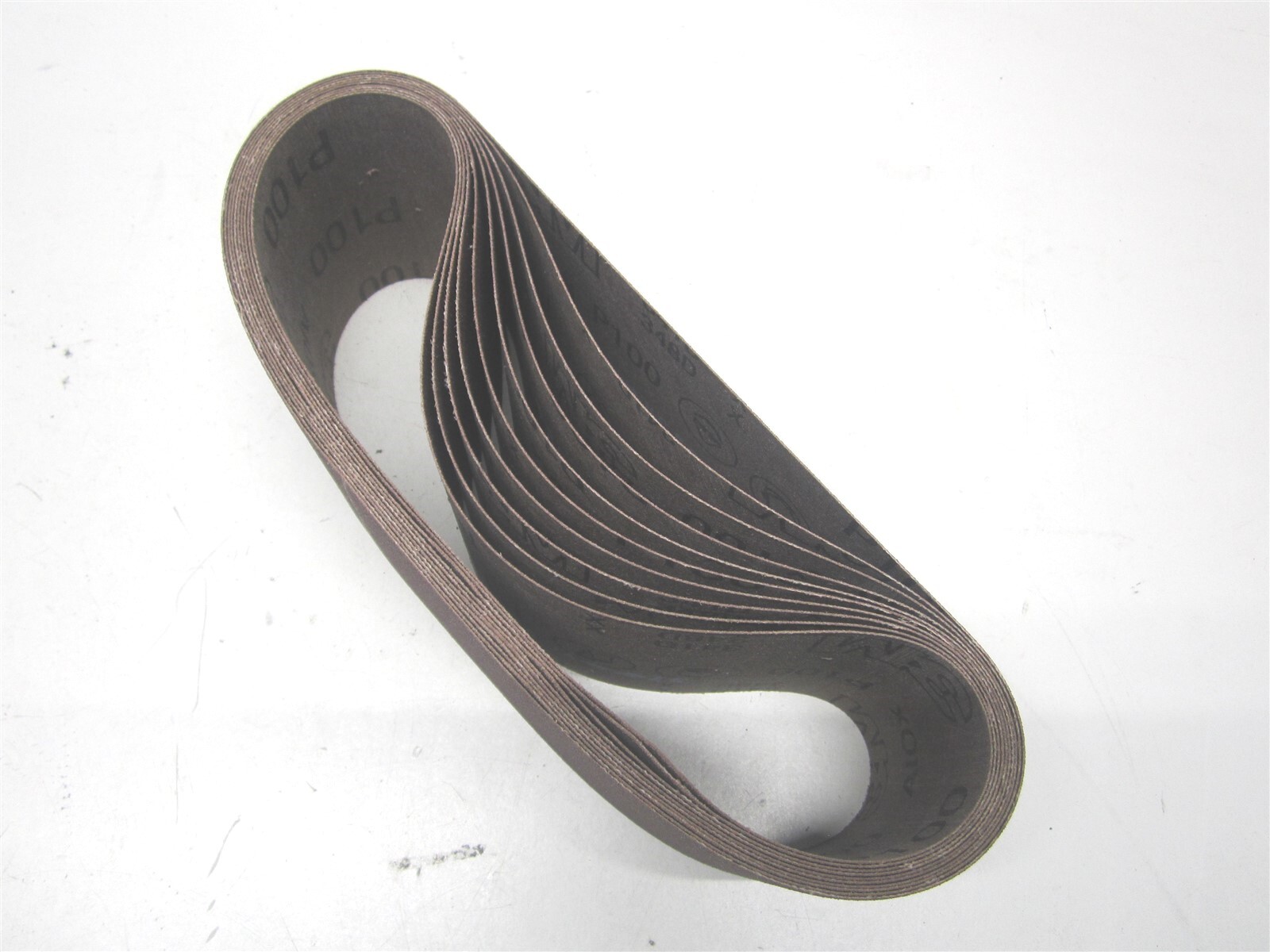 3M (66612) 4″ x 24″ OAL 100 Grit Fine Aluminum Oxide Abrasive Belt – Pack of 10